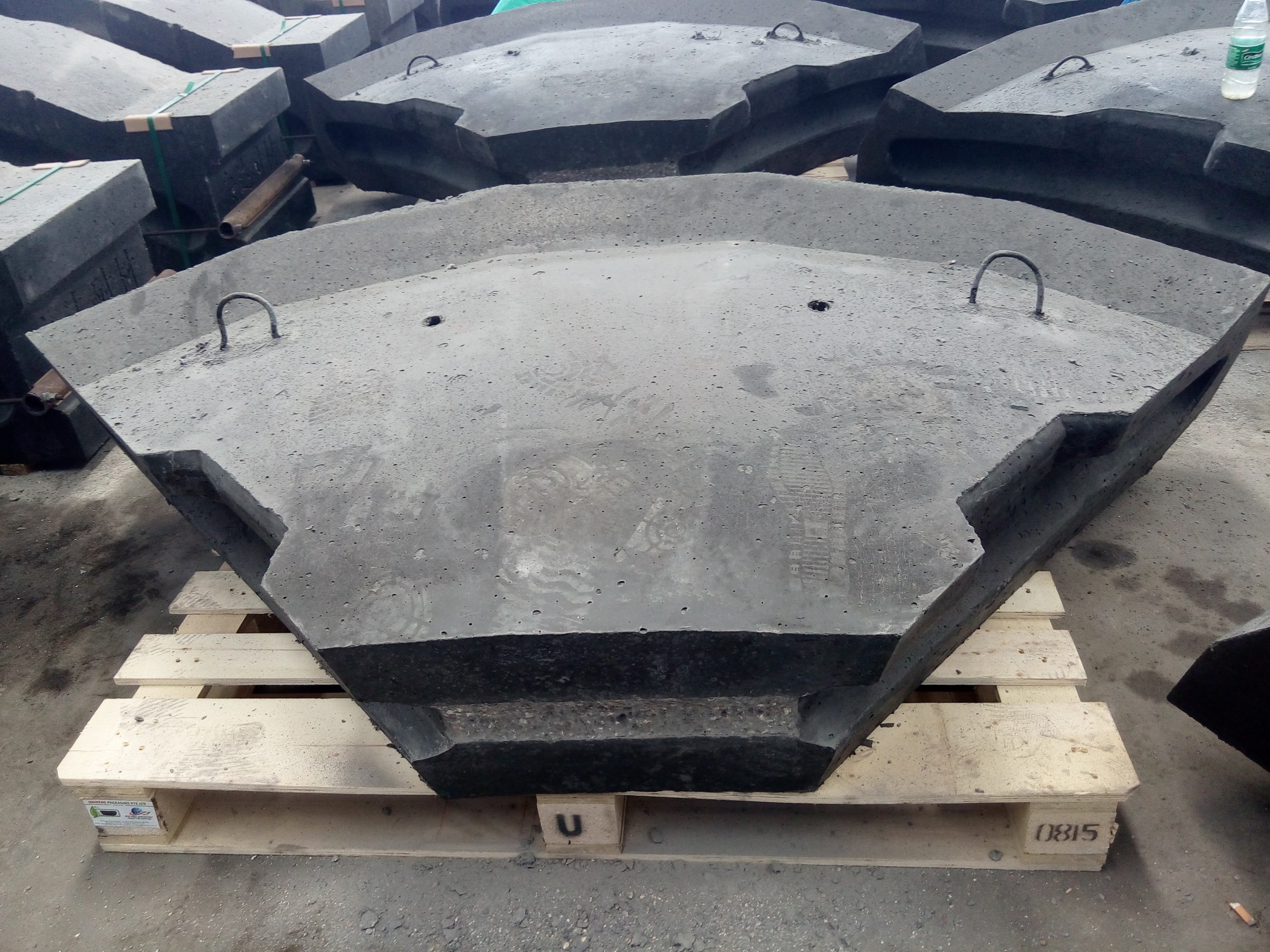 岳陽安達,蓄熱球,耐火材料,不粘鋁澆注料,預制件,磷酸鹽磚 